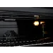 Interior iluminado do Forno Elétrico BIG 90 Crissair, com as grades e a resistência superior