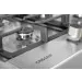 Detalhe rasante da mesa em inox com a marca Crissair e um queimador do Cooktop Fuoco 60